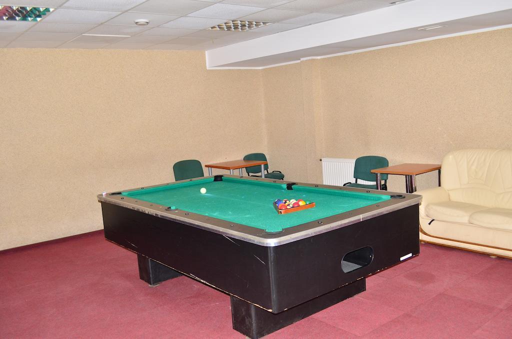 Hotel Mikorzyn Ślesin Eksteriør billede