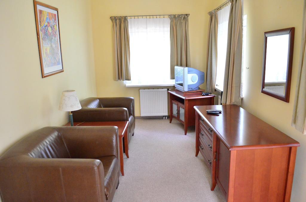 Hotel Mikorzyn Ślesin Værelse billede