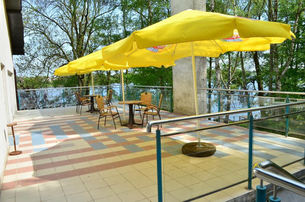 Hotel Mikorzyn Ślesin Eksteriør billede